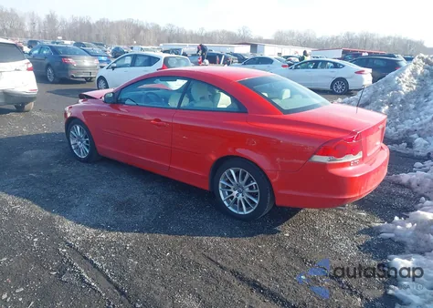 2008 Volvo C70 T5 z USA, uszkodzony, nr VIN YV1MC67298J047885